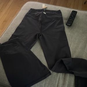 Pink Black V dip flare leggings